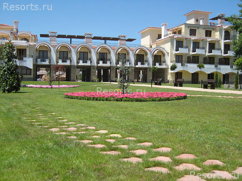 Martinez Apartment Complex 7